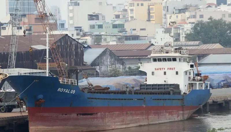 ROYAL 09 Bulk Carrier IMO 9560807 photo 2