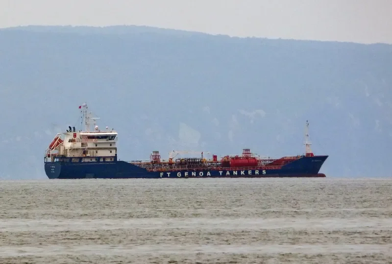 FT PORTORIA Tanker IMO 9561241 photo 5