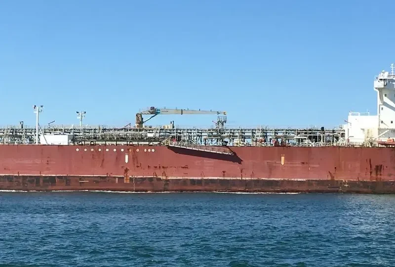 AMERICAN PHOENIX Tanker IMO 9564578 photo 2