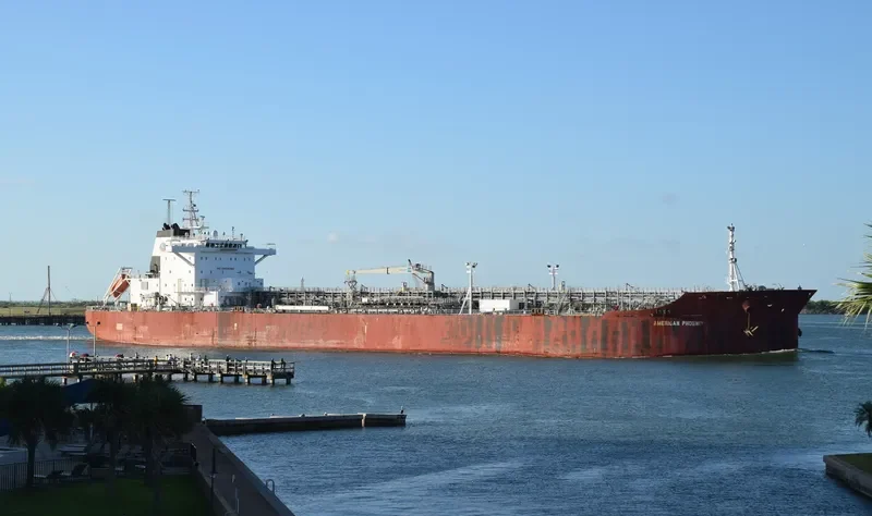 AMERICAN PHOENIX Tanker IMO 9564578 photo 3