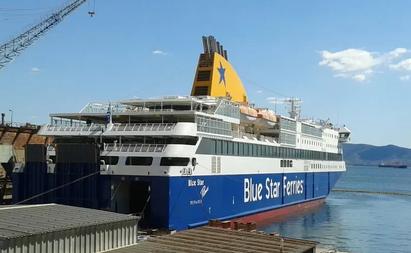 BLUE STAR PATMOS Ro-Ro IMO 9565041 photo 2