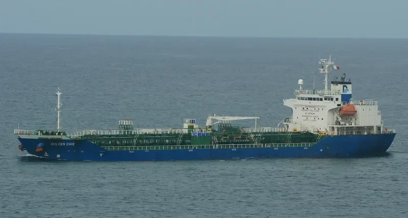 GOLDEN CHIE Tanker IMO 9566203 photo 8