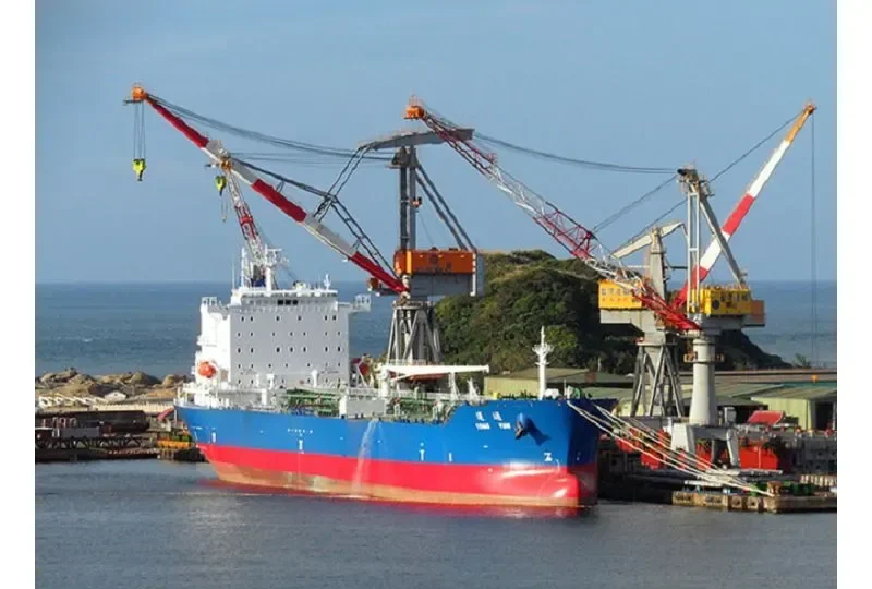 TONG YUN Tanker IMO 9566356 photo 7
