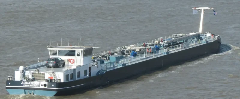 AQUATEAM Tanker IMO 9567295 photo 8