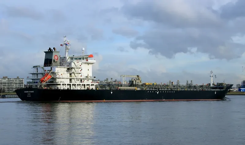 SAKURA ADVANCE Tanker IMO 9568495 photo 8