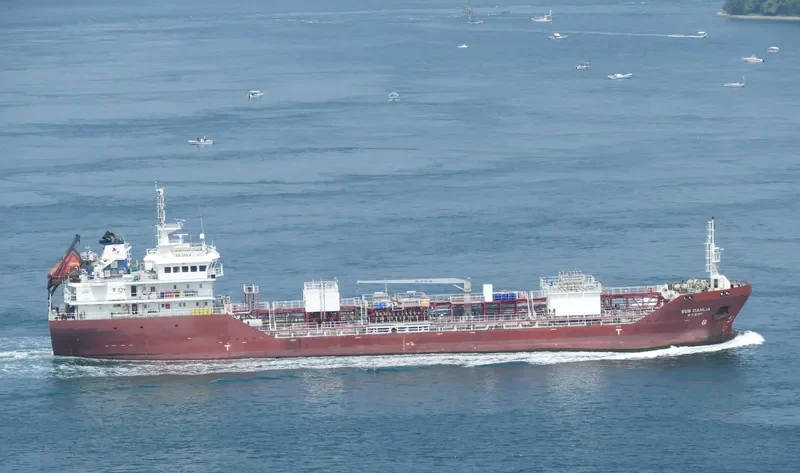 SUN DAHLIA Tanker IMO 9570577 photo 6