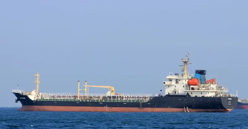 OCEAN CRYSTAL Tanker IMO 9571052 photo 4