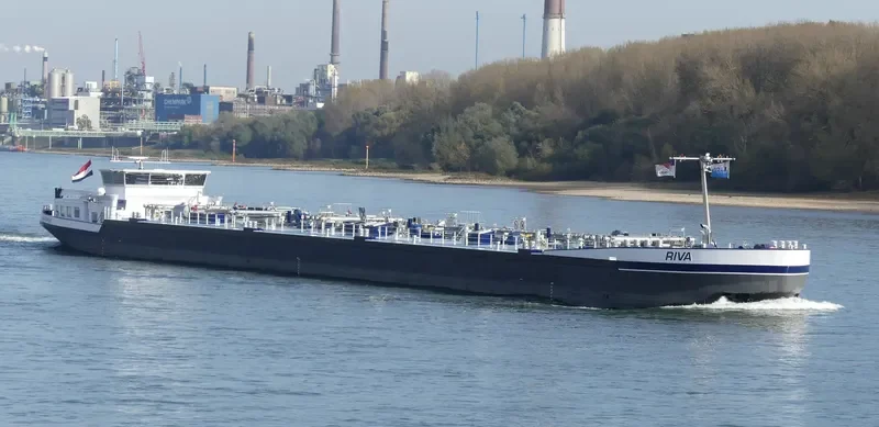 RIVA Tanker IMO 9576208