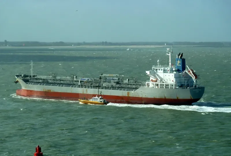 SOUTHERN KOALA Tanker IMO 9577185 photo 7