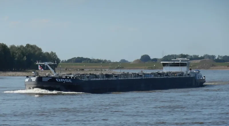 OASE Tanker IMO 9577692 photo 2