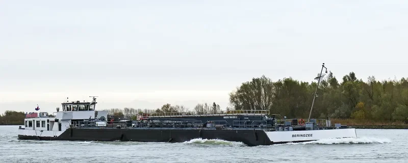 BERINGZEE Tanker IMO 9580742 photo 3