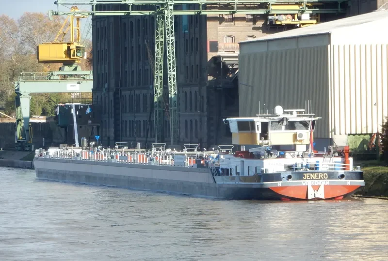 JENERO Tanker IMO 9581356