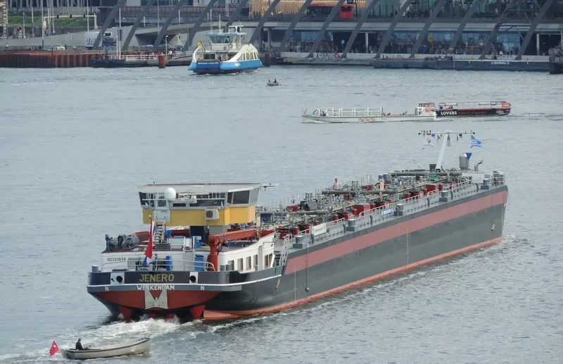 JENERO Tanker IMO 9581356 photo 2