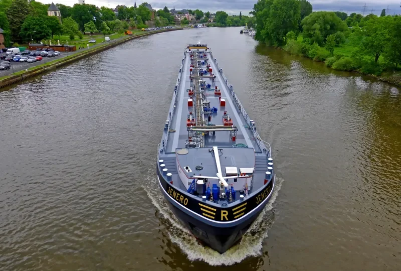 JENERO Tanker IMO 9581356 photo 6