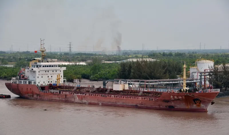 NAN LIAN 006 Tanker IMO 9582063 photo 3