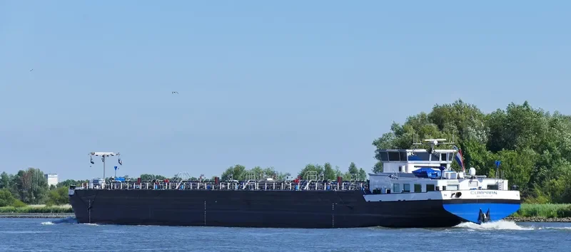 COMPAAN Tanker IMO 9582881