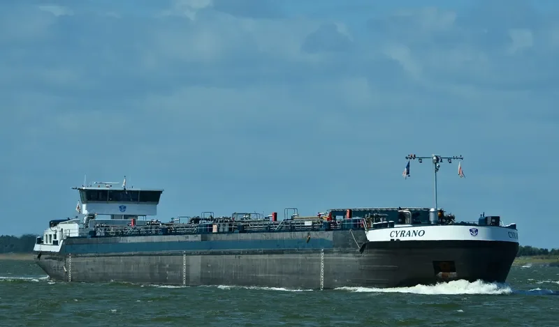 CYRANO Tanker IMO 9582934 photo 9