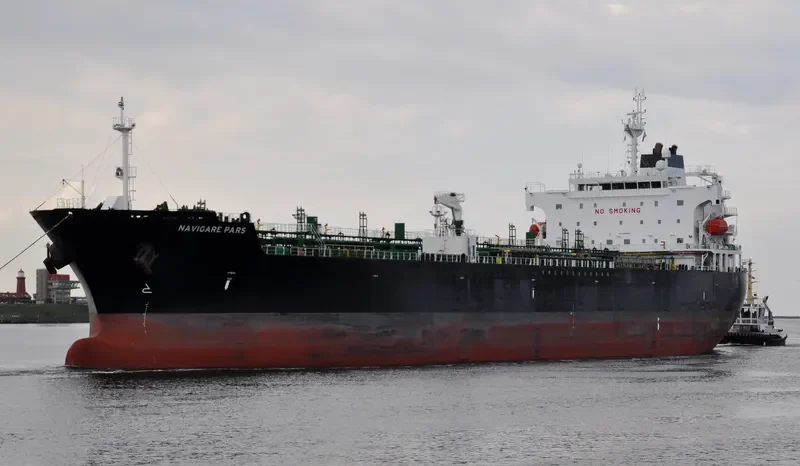 NAVIGARE PARS Tanker IMO 9583665 photo 2
