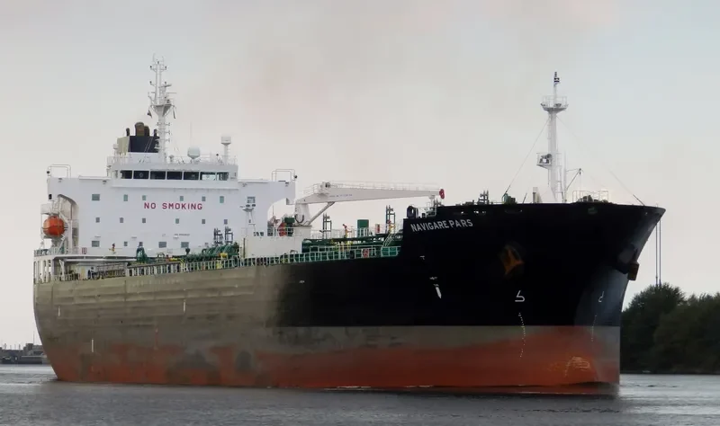 NAVIGARE PARS Tanker IMO 9583665 photo 4