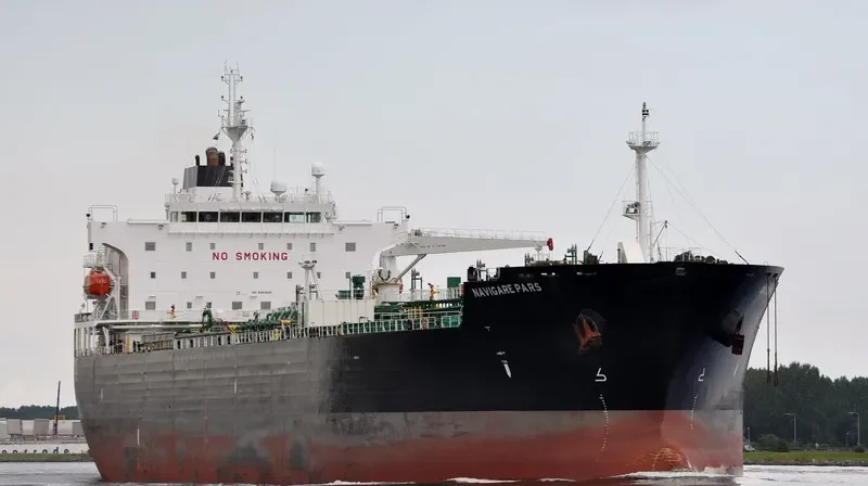 NAVIGARE PARS Tanker IMO 9583665 photo 5