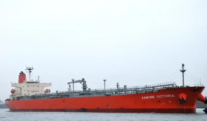 KAMOME VICTORIA Tanker IMO 9584102 photo 3