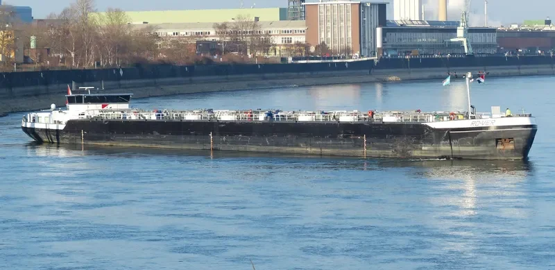AQUASHIP Tanker IMO 9584944 photo 10
