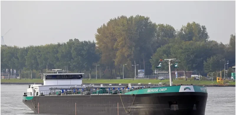 BERGSE DIEP Tanker IMO 9585637 photo 4