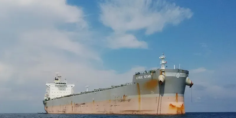 LYRIC STAR Bulk Carrier IMO 9586631 photo 4