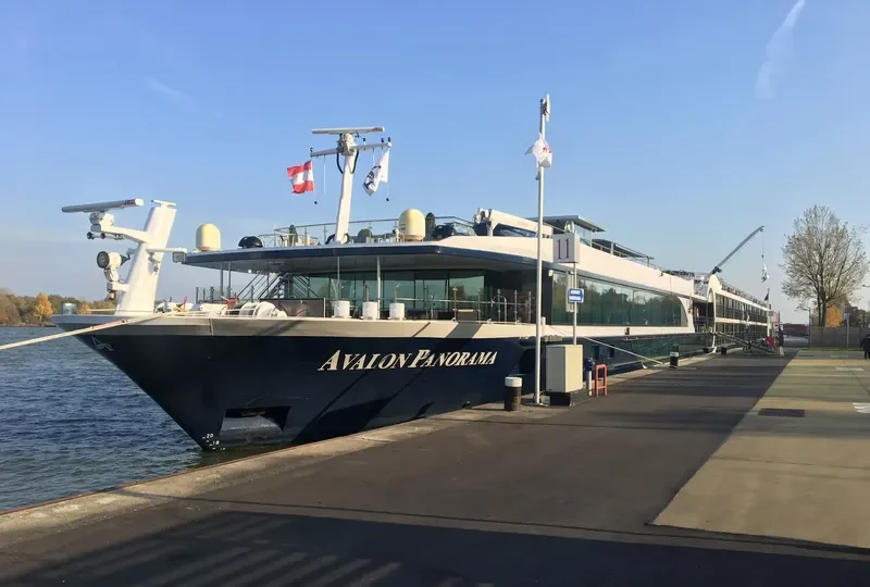 AVALON PANORAMA Passenger Ship IMO 9587013 photo 2