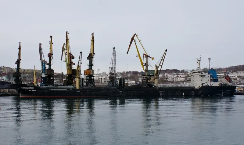 GLORY HANGZHOU Bulk Carrier IMO 9588433 photo 5