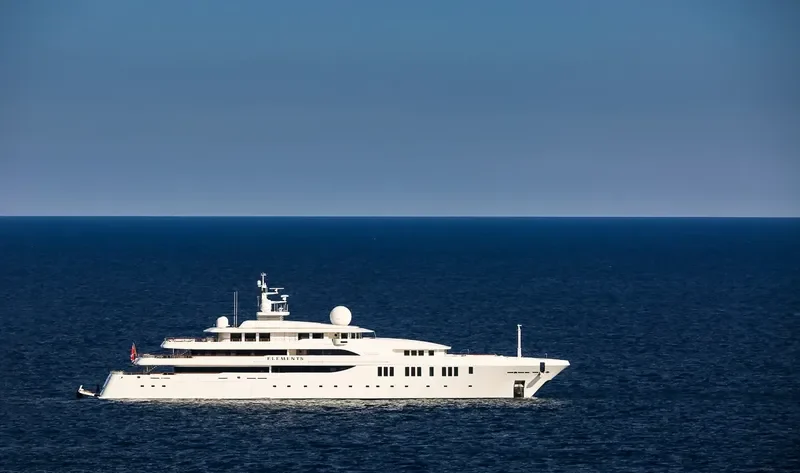 ELEMENTS Passenger Ship IMO 9589308 photo 10