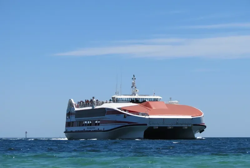 AURORA V Ro-Ro IMO 9589774 photo 9