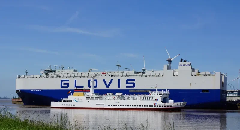 GLOVIS CENTURY Ro-Ro IMO 9590589 photo 2