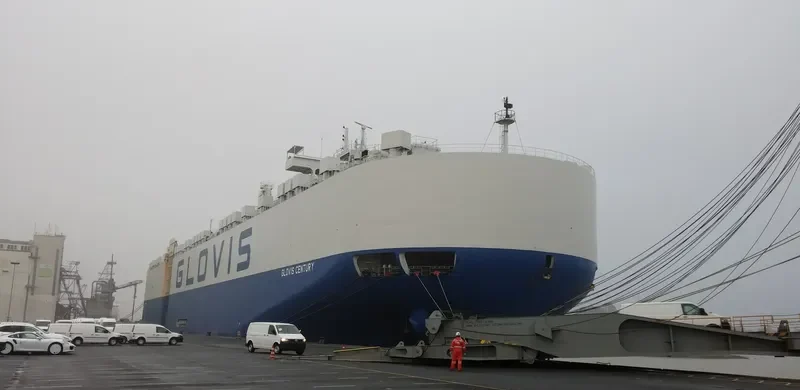 GLOVIS CENTURY Ro-Ro IMO 9590589 photo 10