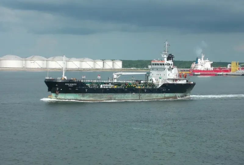 SINCERITY Tanker IMO 9593270 photo 10