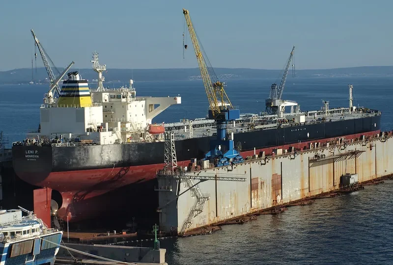 LENI P. Tanker IMO 9594133 photo 6