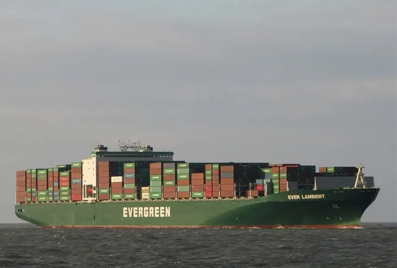 EVER LAMBENT Container Ship IMO 9595436 photo 6