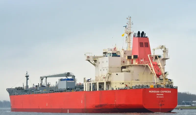 MERIDIAN EXPRESS Tanker IMO 9596272 photo 2