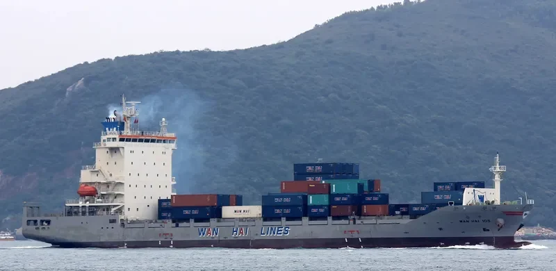 WAN HAI 105 Container Ship IMO 9596789 photo 5