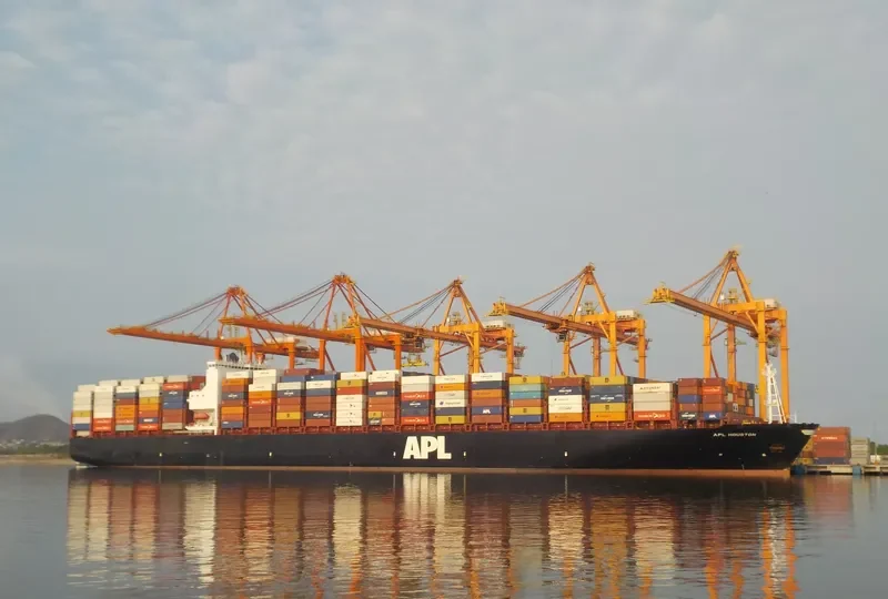 APL HOUSTON Container Ship IMO 9597537 photo 3