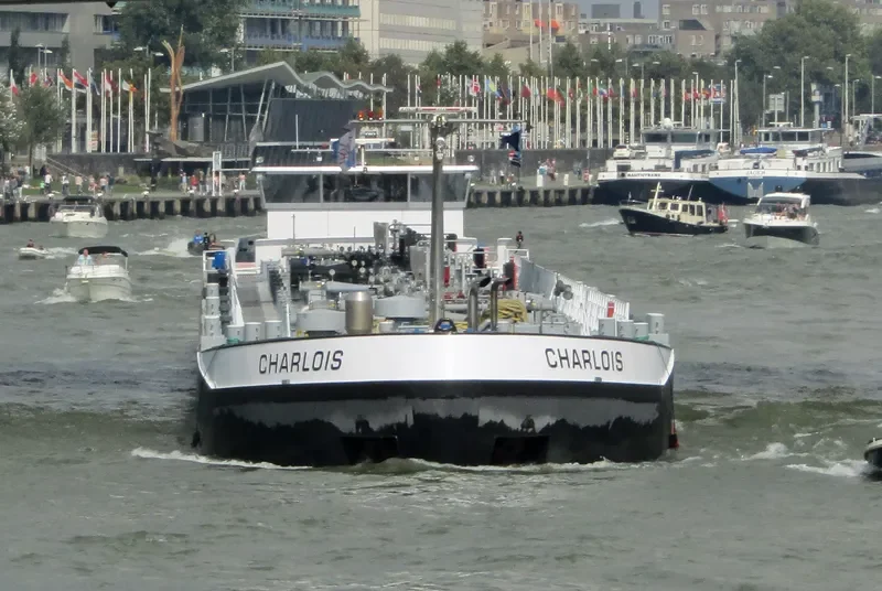 CHARLOIS Tanker IMO 9598062 photo 4