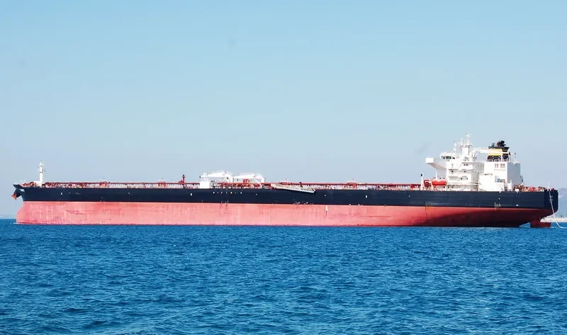 TAHITI Tanker IMO 9600877 photo 8