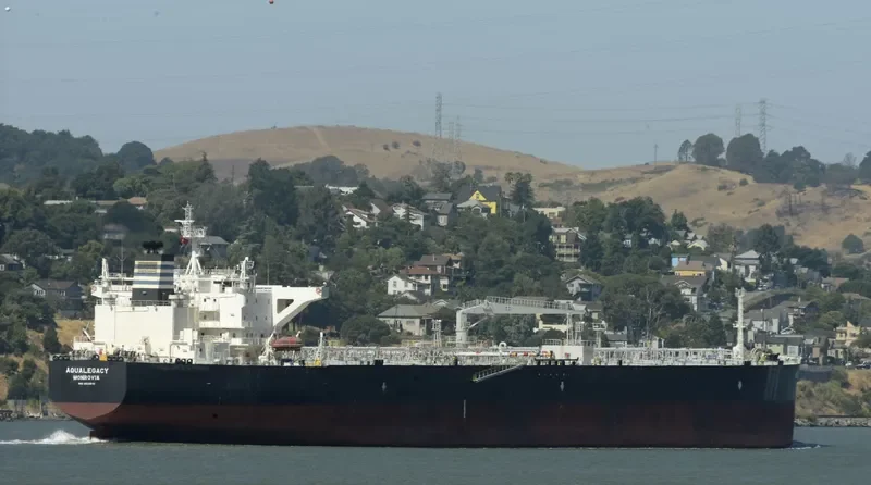 AQUALEGACY Tanker IMO 9601833 photo 6