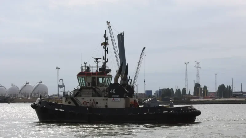 TUG 40 General Cargo IMO 9602095 photo 6