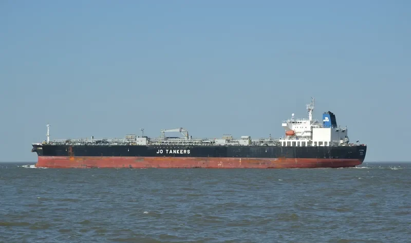 JO ROWAN Tanker IMO 9602710 photo 3