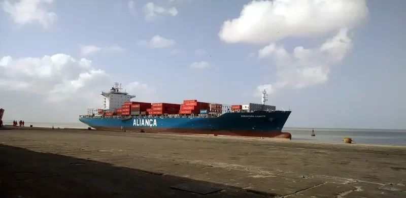 SEBASTIAO CABOTO Container Ship IMO 9602875 photo 3