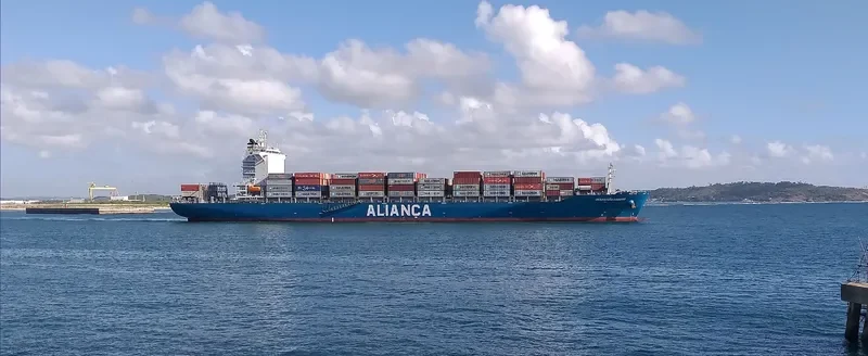 SEBASTIAO CABOTO Container Ship IMO 9602875 photo 6
