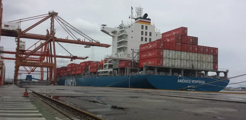 AMERICO VESPUCIO Container Ship IMO 9603233 photo 4