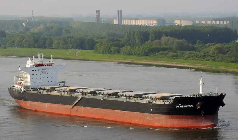 TW HAMBURG Bulk Carrier IMO 9603520 photo 6