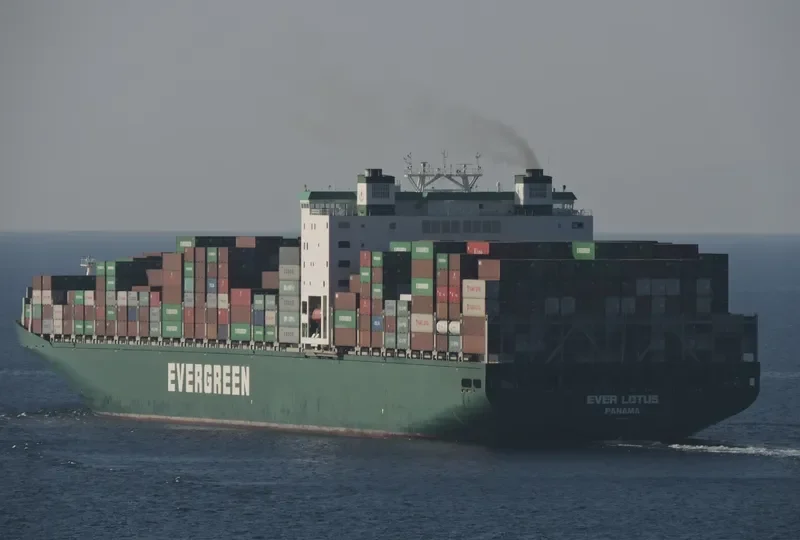 EVER LOTUS Container Ship IMO 9604122 photo 5